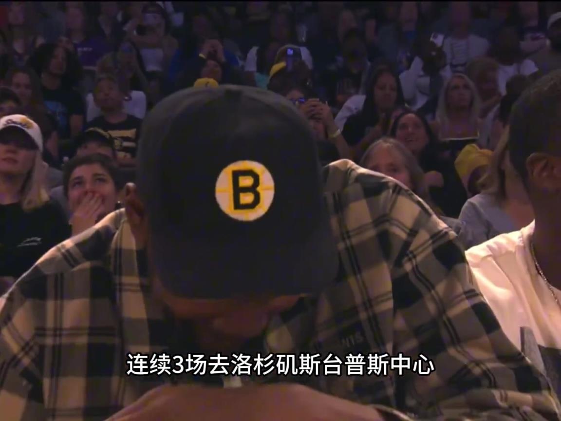 KD凡心大动？连续三场盯梢火花队皮衣布林克库里‘准妹夫’上线？